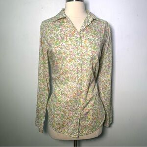 GAP Floral Long Sleeve button up shirt Top pastel color lilac office spring sz M